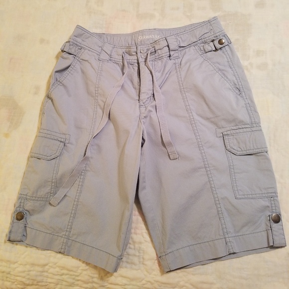 Shorts - Picture 1 of 2